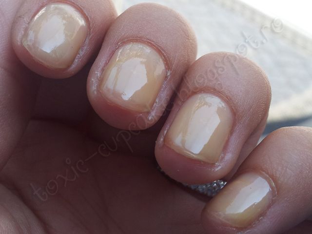 photo geljos4_zpsb880d812.jpg
